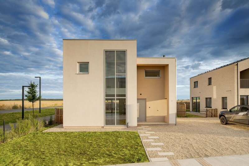 Cernica, case langa lac zona verde, metrou 20 min, acces rapid Bucuresti C5