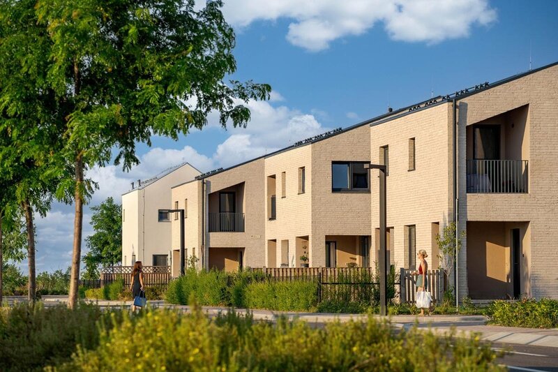 Ilfov Case langa lac, zona verde  Metrou 20 min Acces rapid Bucuresti C8