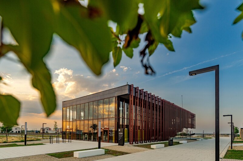 Ilfov Case langa lac, zona verde  Metrou 20 min Acces rapid Bucuresti C8