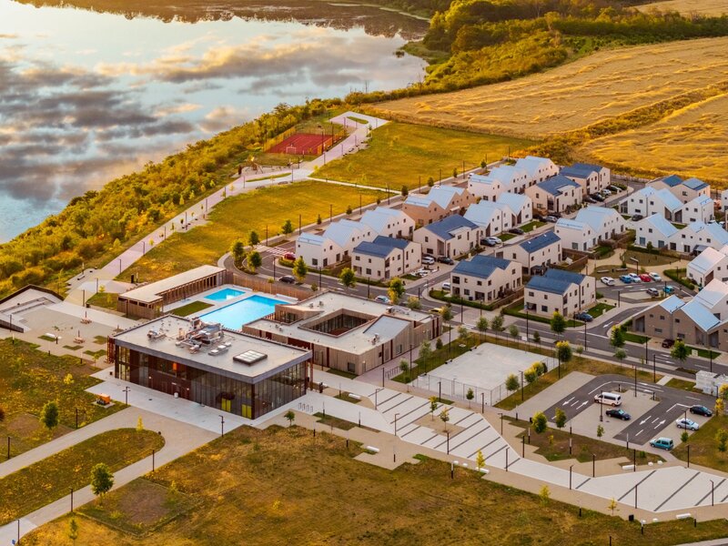 Ilfov Case langa lac, zona verde  Metrou 20 min Acces rapid Bucuresti C8